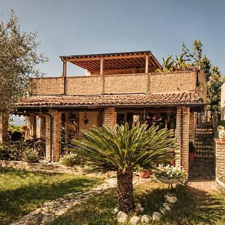 Casa Vusciche - Stanza Di Artemisia Roseto Degli Abruzzi